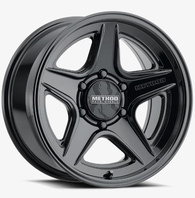 Method MR319 18x9 18mm Offset 6x5.5 BP 106.25mm CB 5.68in BS - Gloss Black Wheel