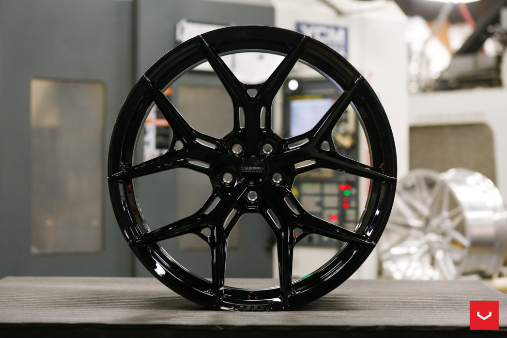 Vossen HF-5 20x9 / 5x112 / ET25 / Flat Face / 66.5 - Gloss Black